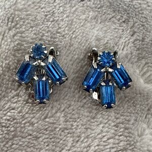 Vintage Elegant Blue Gemstone Clip on Earrings